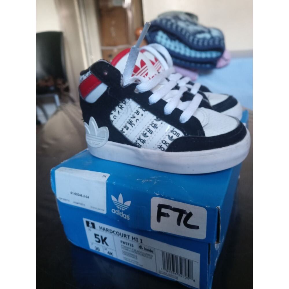 Adidas ortholite kids boys sneakerssize 5